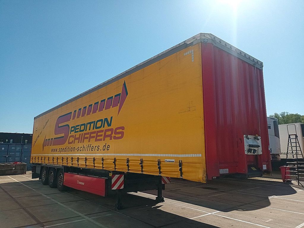 KRONE SD 2x lift axle extend.