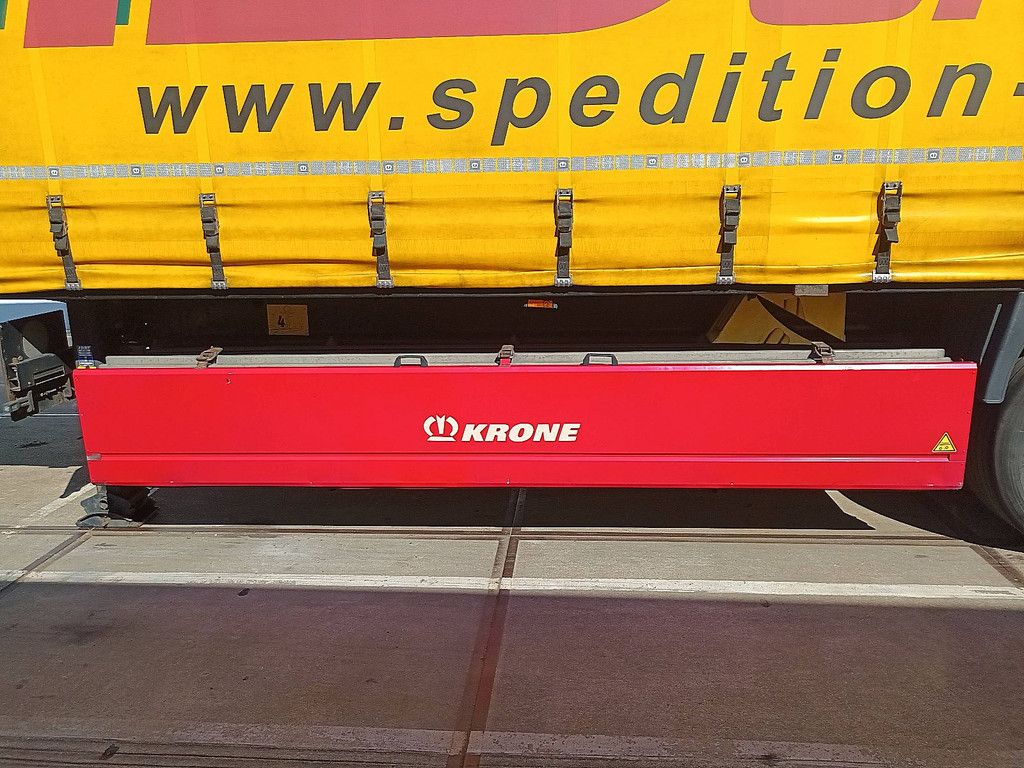 KRONE SD 2x lift axle extend.