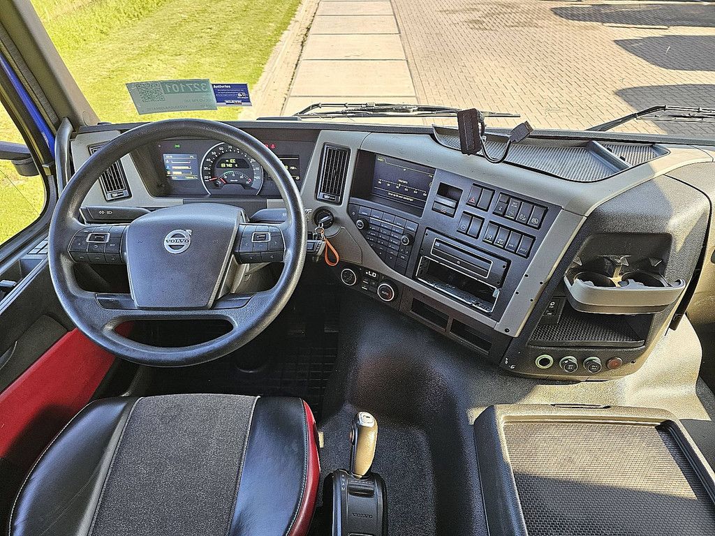 VOLVO FM 330 sleepercab nl-truck