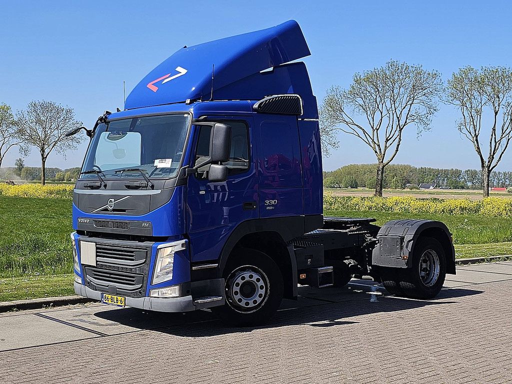 VOLVO FM 330 sleepercab nl-truck