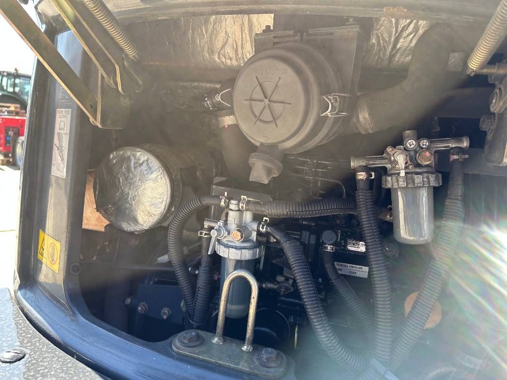 Hitachi Zaxis 22U-2 CLR