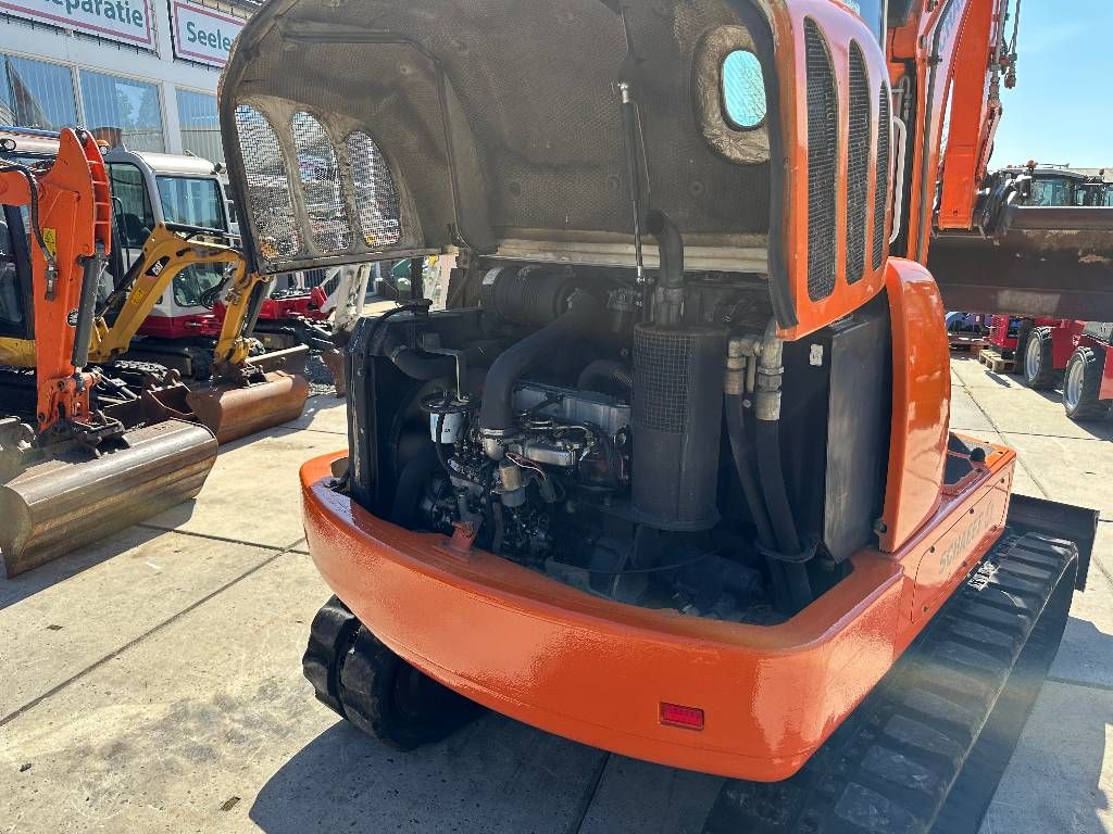 Schaeff HR 18 / Terex TC48