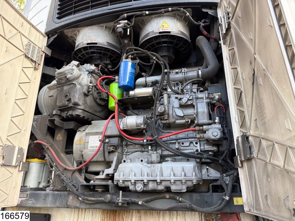 Lecitrailer Koel vries Dhollandia, Carrier Vector 1950 Mt