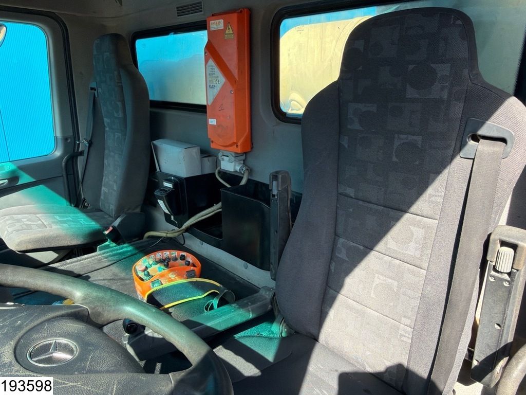 Mercedes Actros 3236 8x4, Euro 4, 8m³, Steel springs, Remote