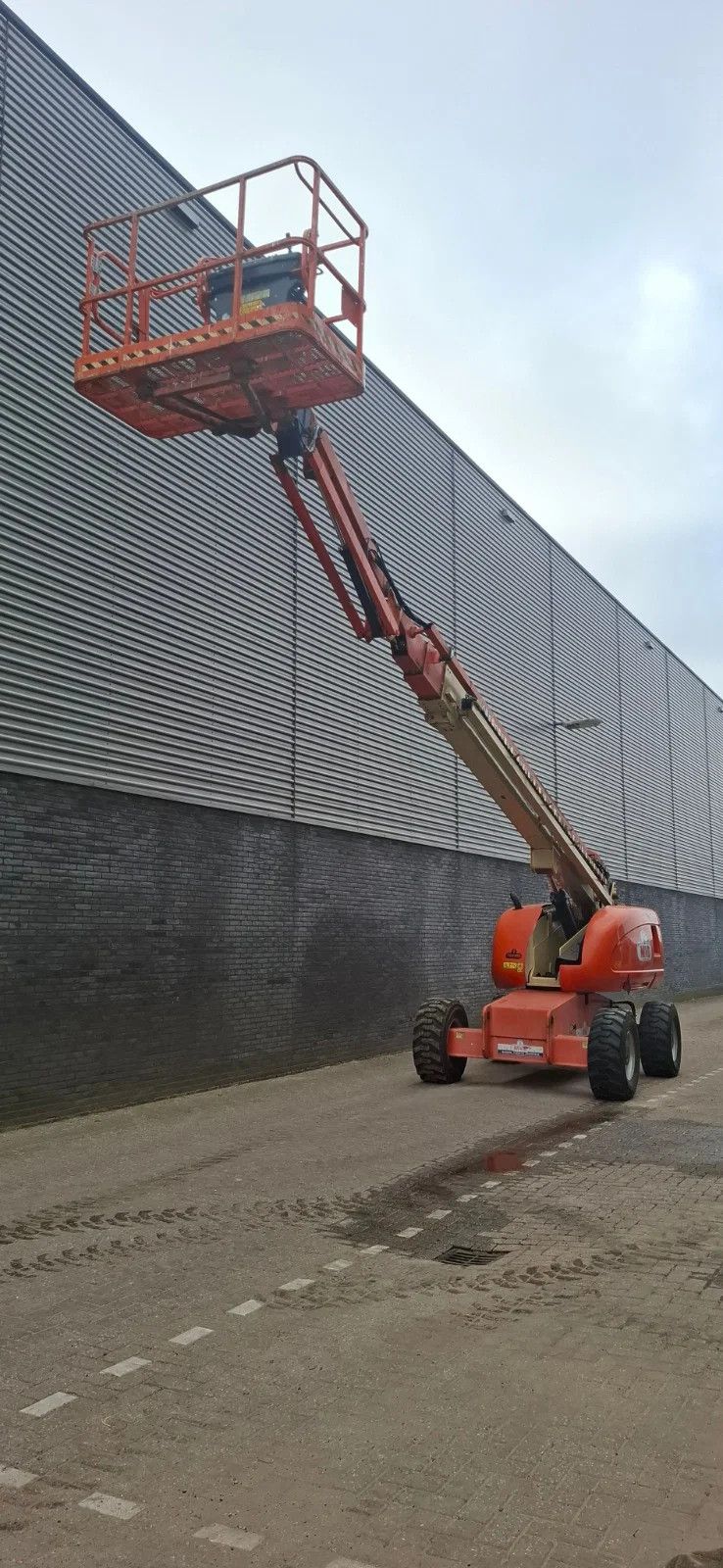 JLG 660SJ