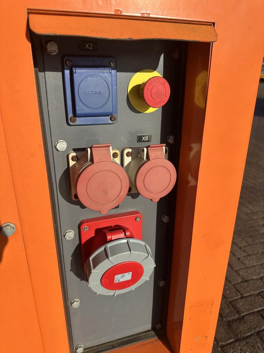 Stroom aggregaat QAS60 - Gebruikt