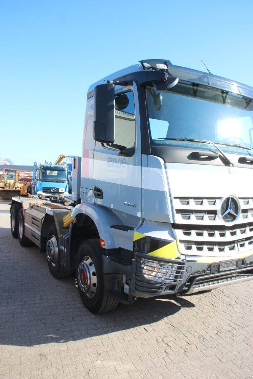 Hakenliftsystem LKW Mercedes-Benz Arocs 3245 Diesel 450 PS 2017