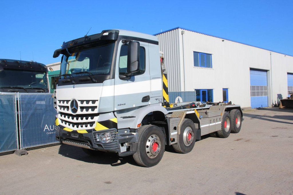 Hakenliftsystem LKW Mercedes-Benz Arocs 3245 Diesel 450 PS 2017