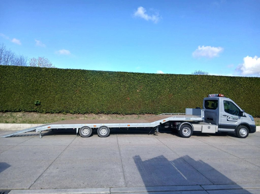 Ford Transit + smi-dieplader oplegger 8,5 m.