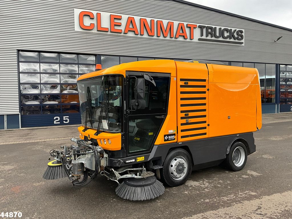 Ravo 540 with 3-rd brush