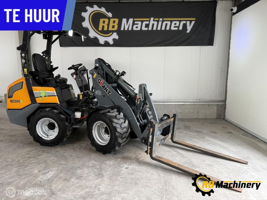 Mini shovel/wiellader te huur Heerenveen