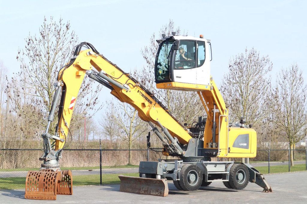 Liebherr LH 22 M | SORTING GRAB | BLADE