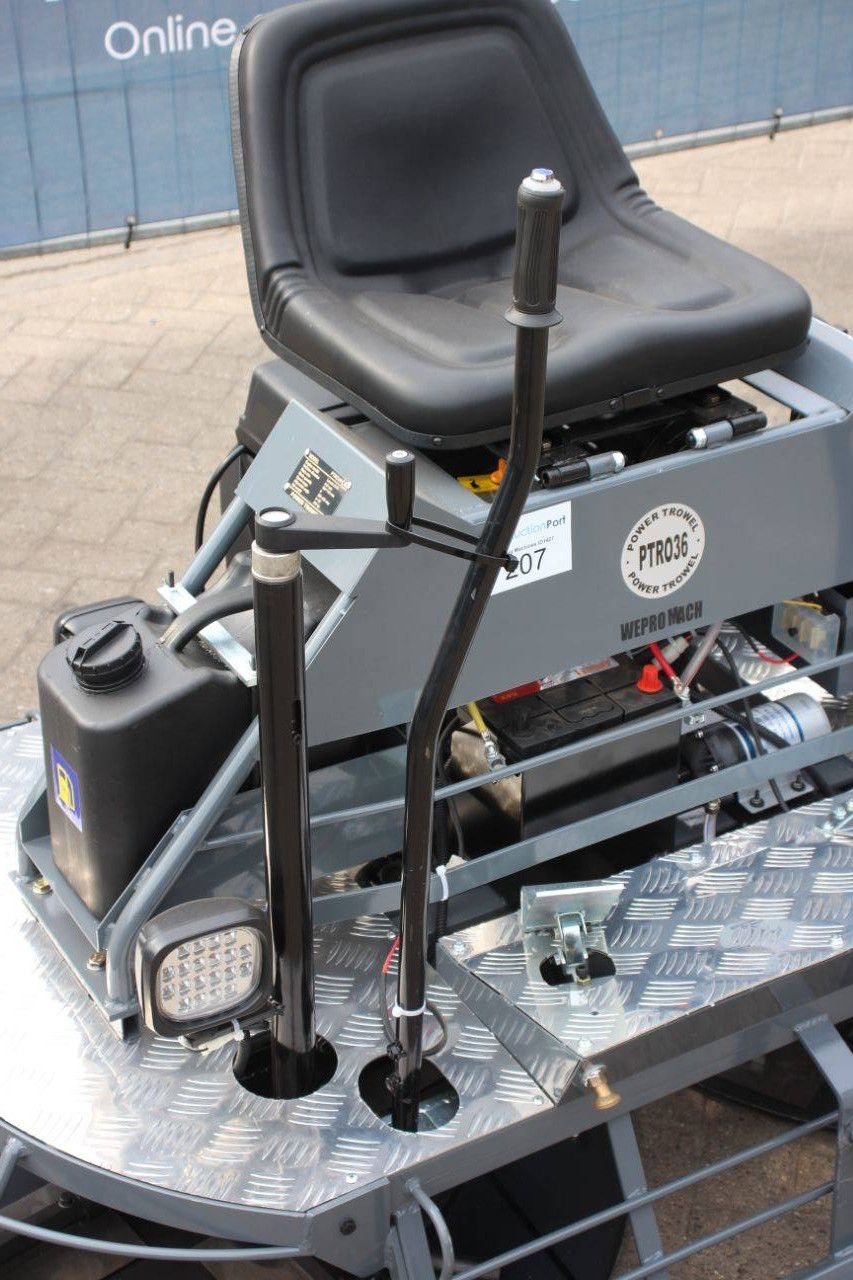 Wepromach Power Trowel PTR036 Petrol New Butterfly Machine