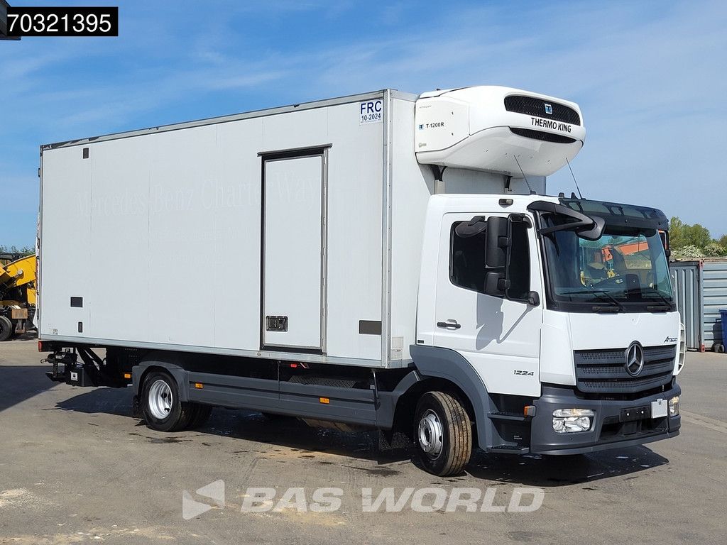 Mercedes Atego 1224 4X2 12tonner Thermo King T-1200R 1500kg ladebordwand Automatic Euro 6