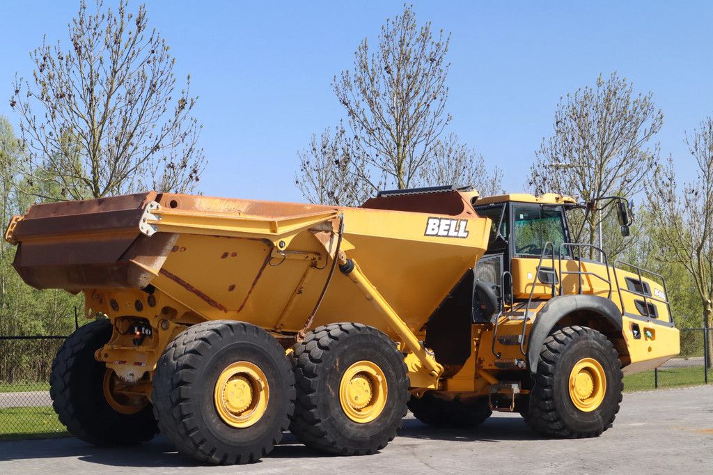 Bell B45E | B 45 E | TAILGATE | GOOD TIRES