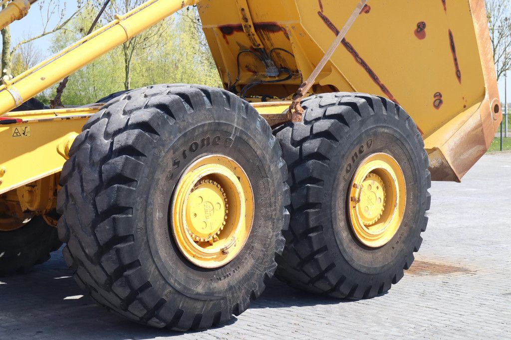 Bell B45E | B 45 E | TAILGATE | GOOD TIRES