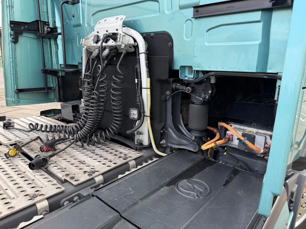 Volvo FH Electric 600KW 197.365KM - Top condition