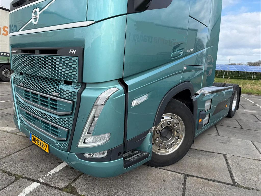 Volvo FH Electric 600KW 197.365KM - Top condition