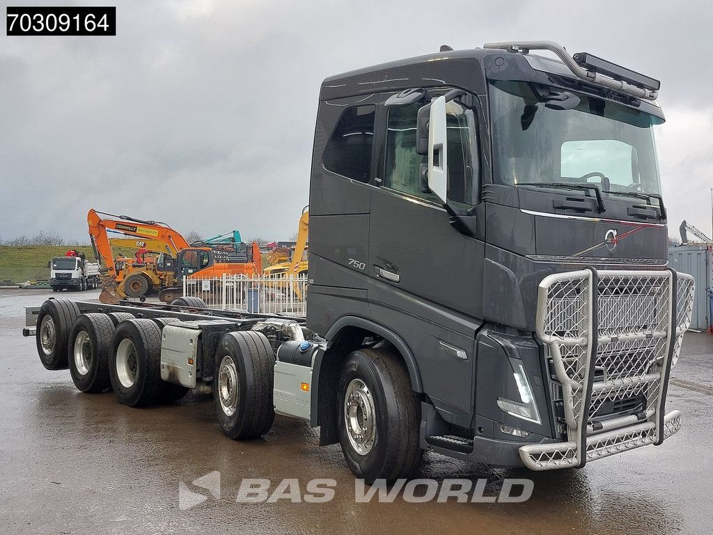 Volvo FH FH16 750 10X4 Full Air suspension 10x4 chassis Lift+steering Axle VEB+ Euro 6