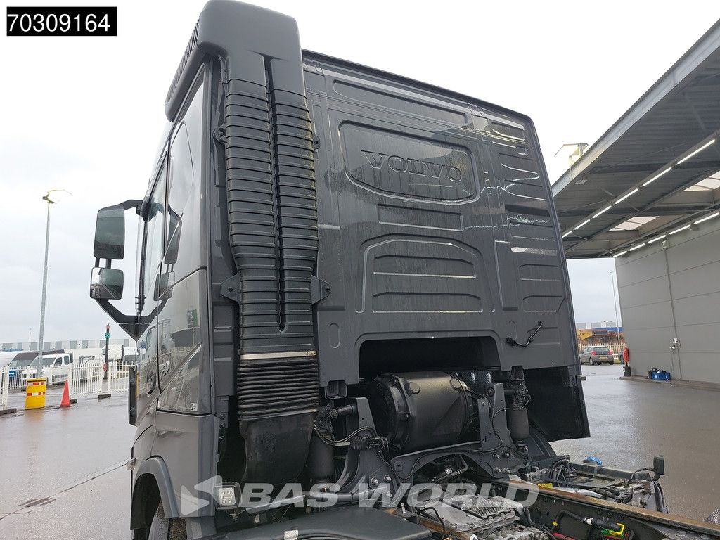 Volvo FH FH16 750 10X4 Full Air suspension 10x4 chassis Lift+steering Axle VEB+ Euro 6