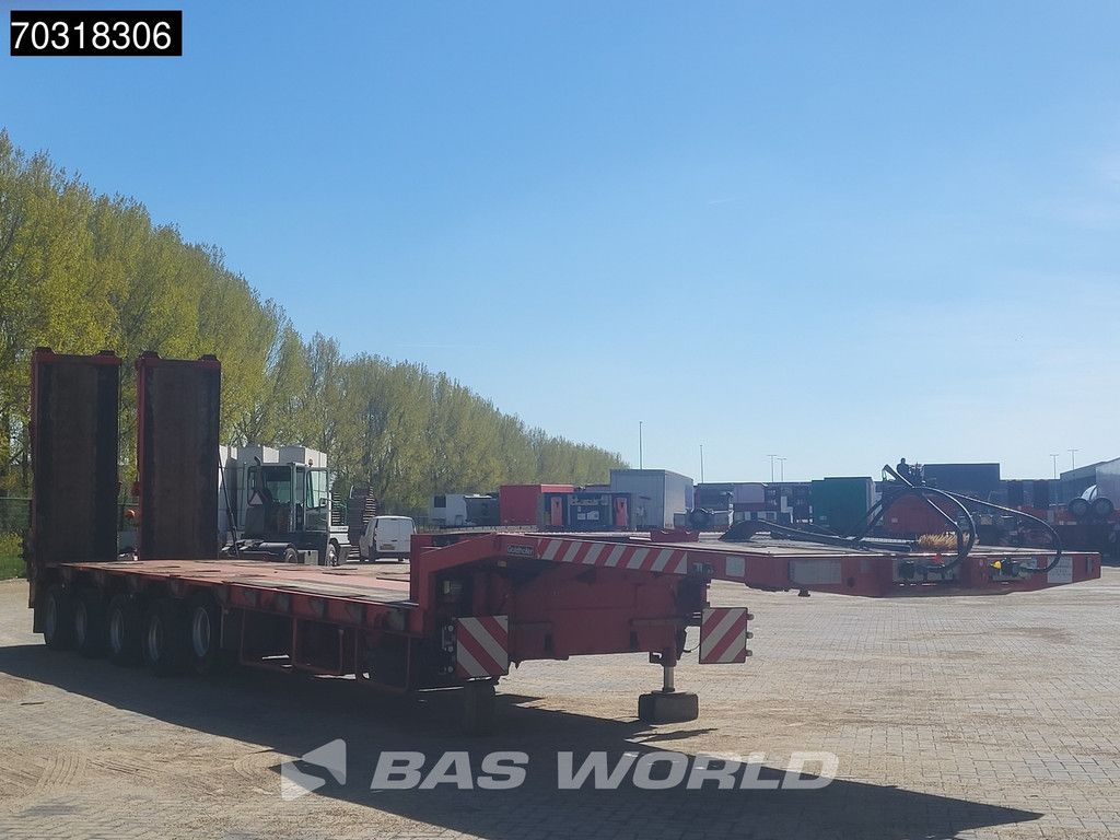 Goldhofer STZ-L5-52/80 4x Steering Axle 1x Lift axle Ramps