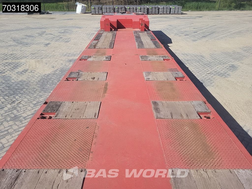 Goldhofer STZ-L5-52/80 4x Steering Axle 1x Lift axle Ramps