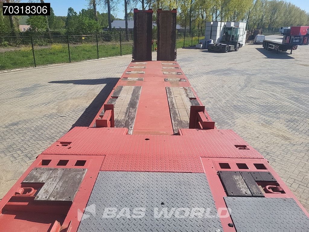 Goldhofer STZ-L5-52/80 4x Steering Axle 1x Lift axle Ramps