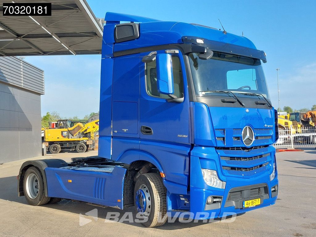 Mercedes Actros 1936 4X2 NL-Truck StreamSpace