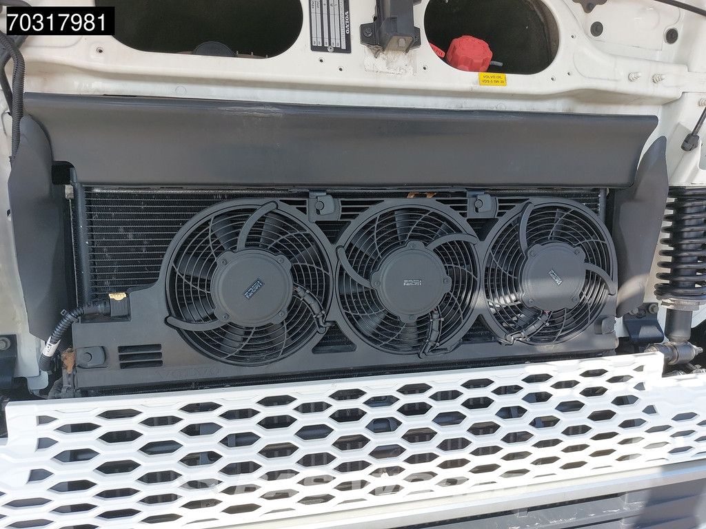 Volvo FH 500 4X2 XL Retarder 2xTanks I-ParkCool Navi