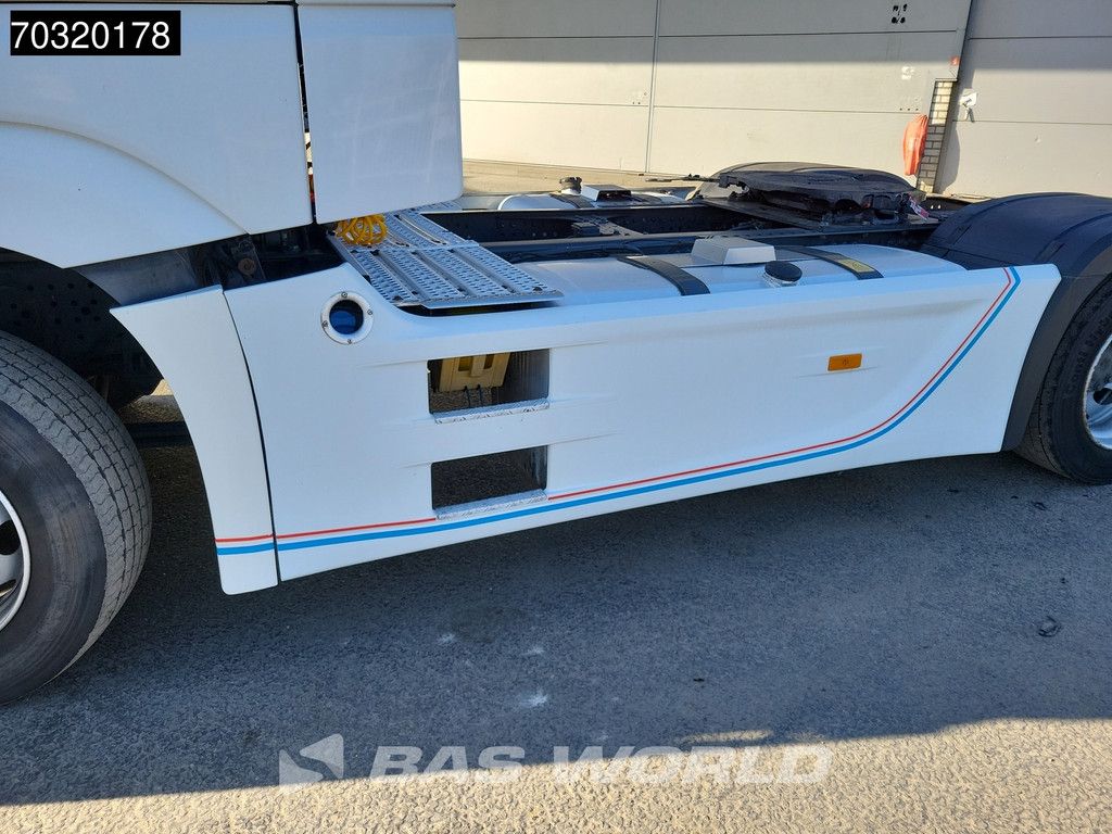 Mercedes Actros 1842 4X2 NL-Truck StreamSpace 2xTanks