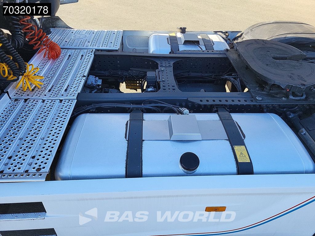 Mercedes Actros 1842 4X2 NL-Truck StreamSpace 2xTanks