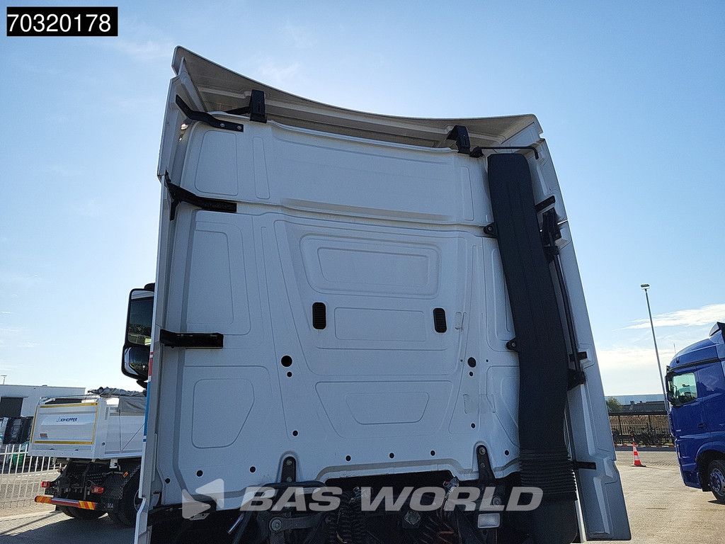 Mercedes Actros 1842 4X2 NL-Truck StreamSpace 2xTanks