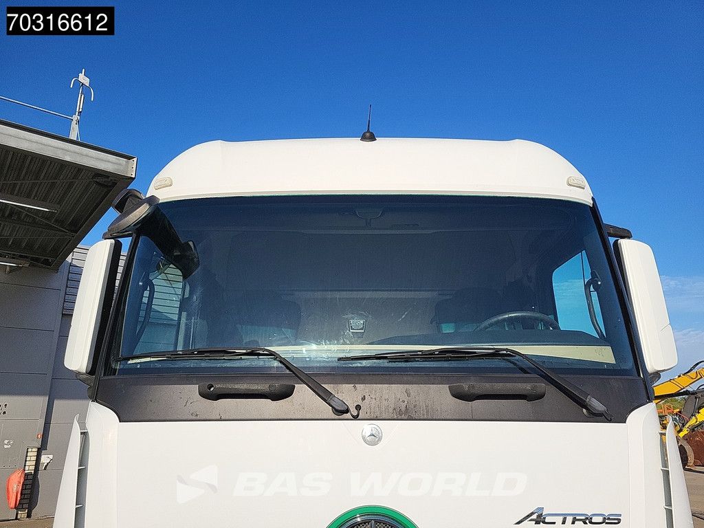 Mercedes Actros 1851 4X2 StreamSpace Retarder