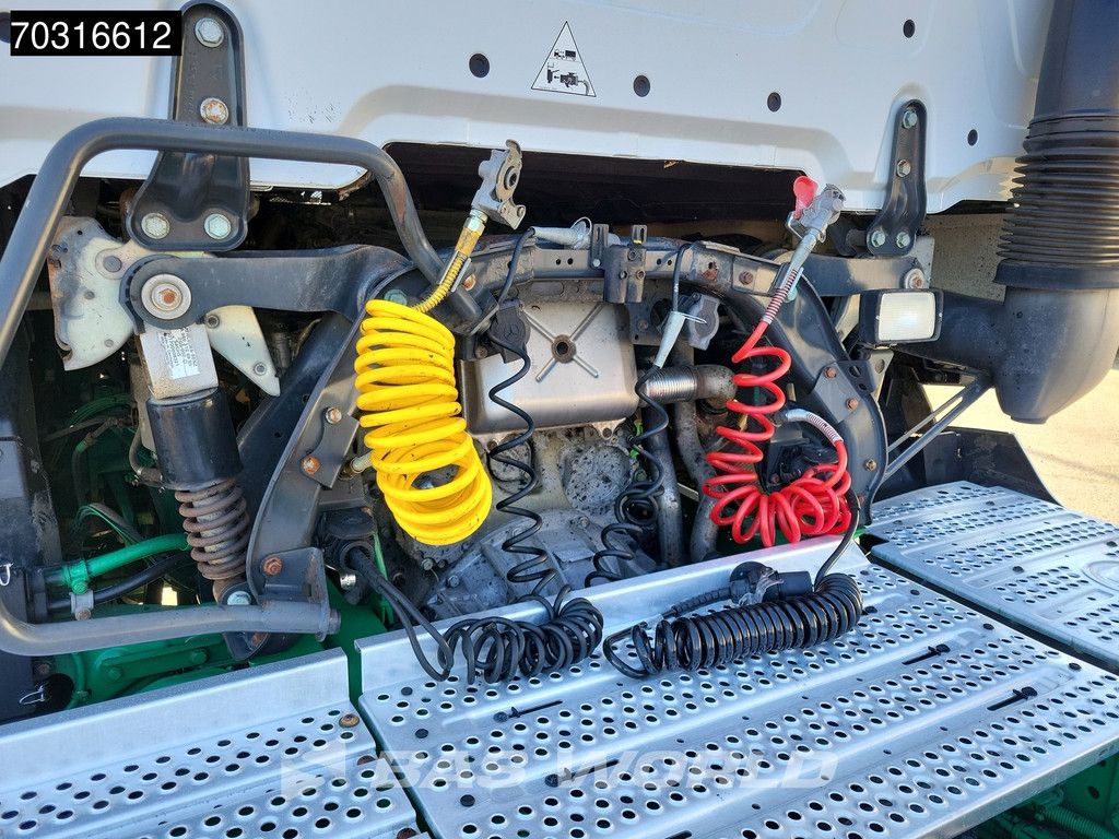 Mercedes Actros 1851 4X2 StreamSpace Retarder