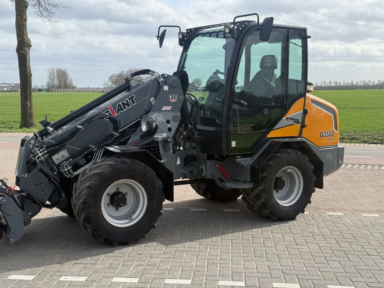 Giant g3500 Hd Tele ( 800 uur )