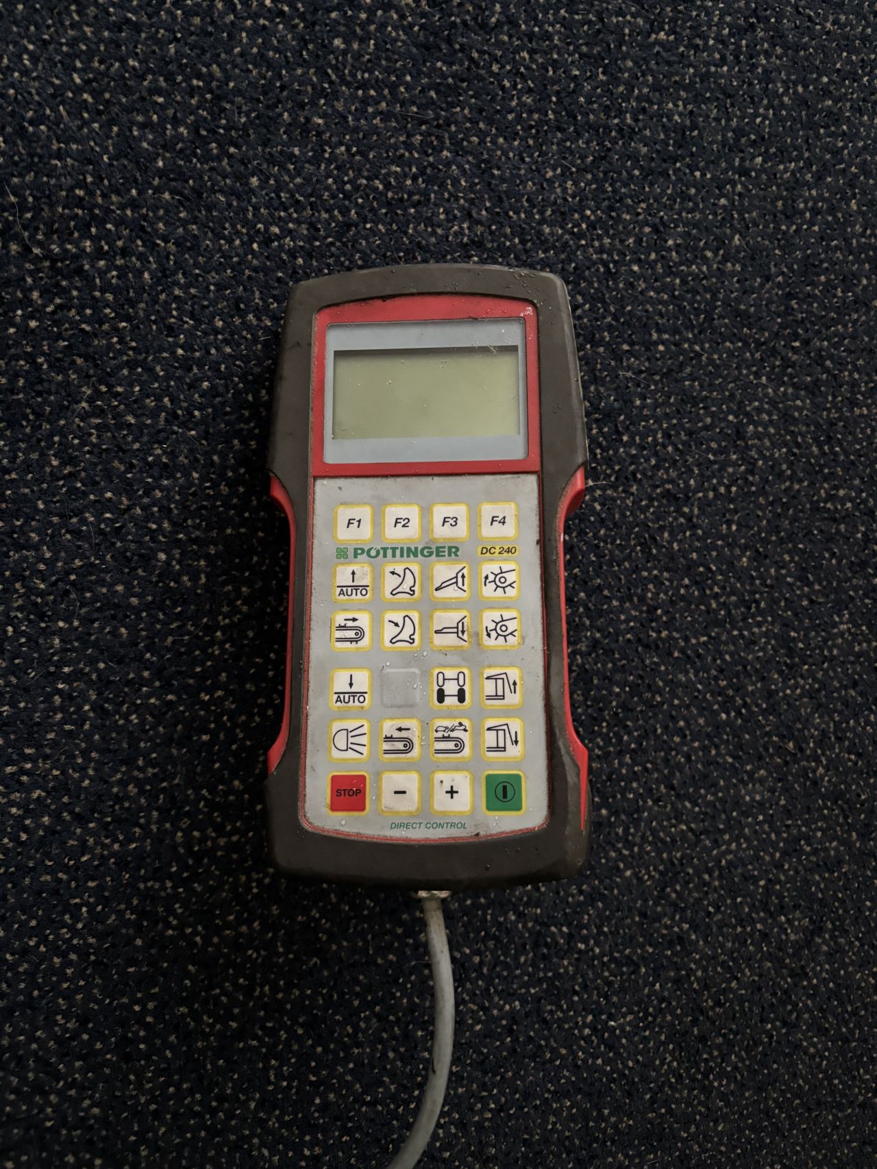 Pottinger Faro 3500 opraapwagen ladewagen