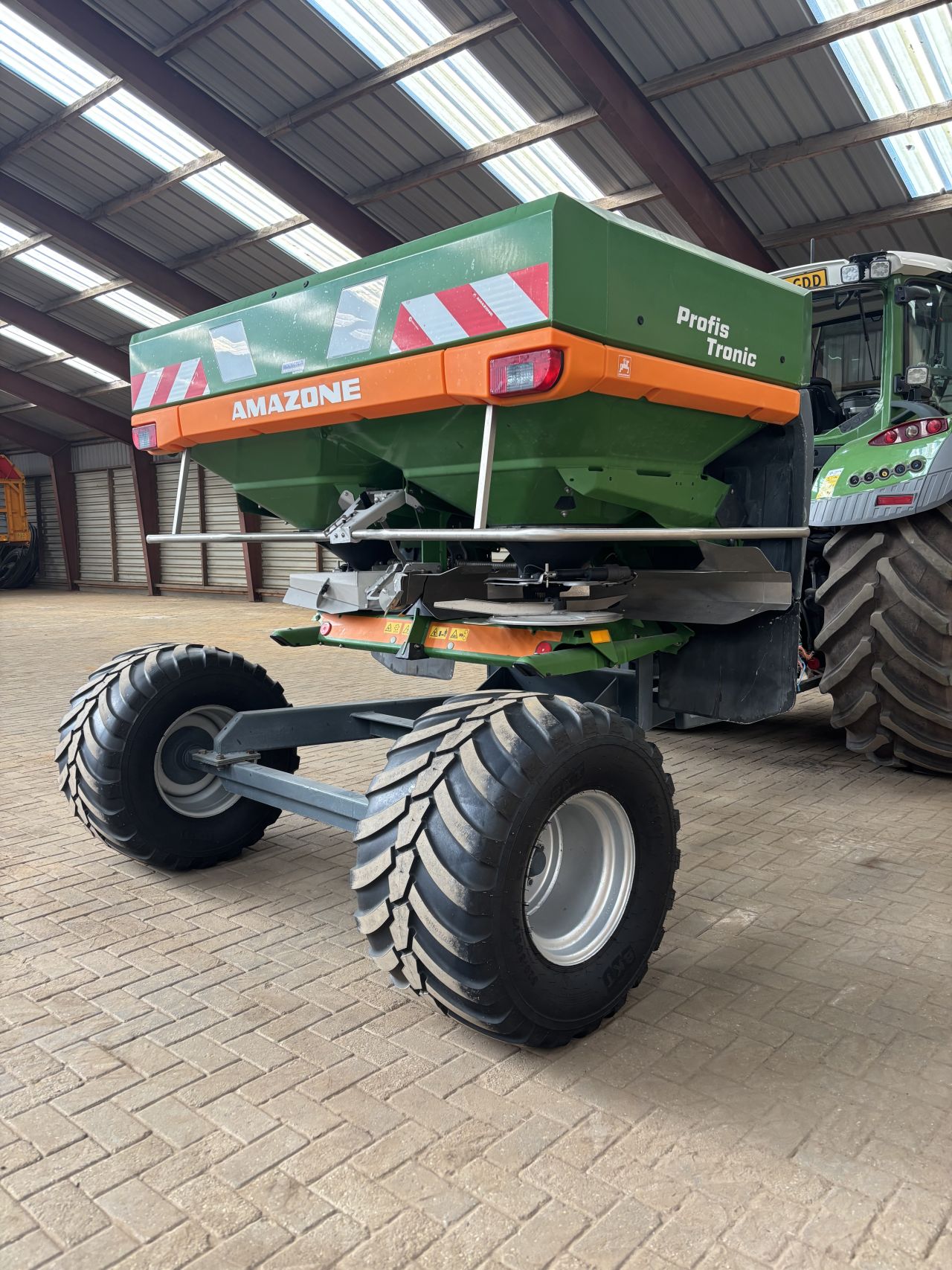 Bijzondere Amazone ZA-V 2000 kunstmeststrooier !