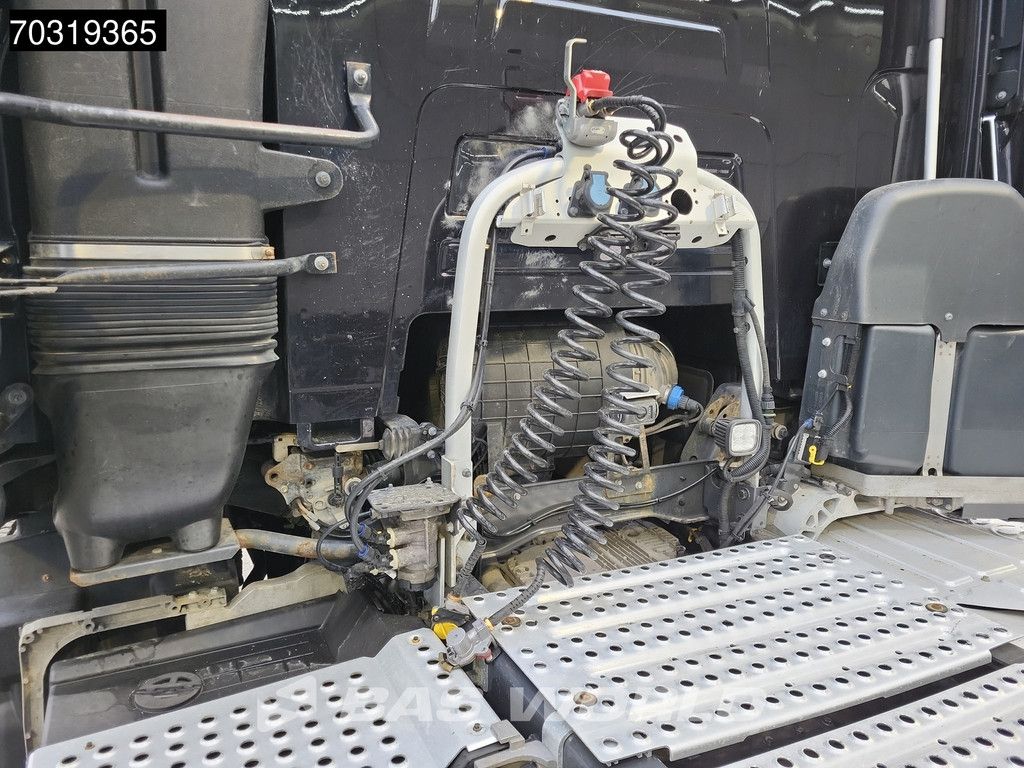 Renault T T 520 6X2 Sleepercab Retarder 2xTanks Liftachse Full-Air ACC