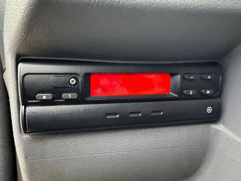 Renault Kerax 420 **MANUAL GEARBOX-FRENCH TRUCK**