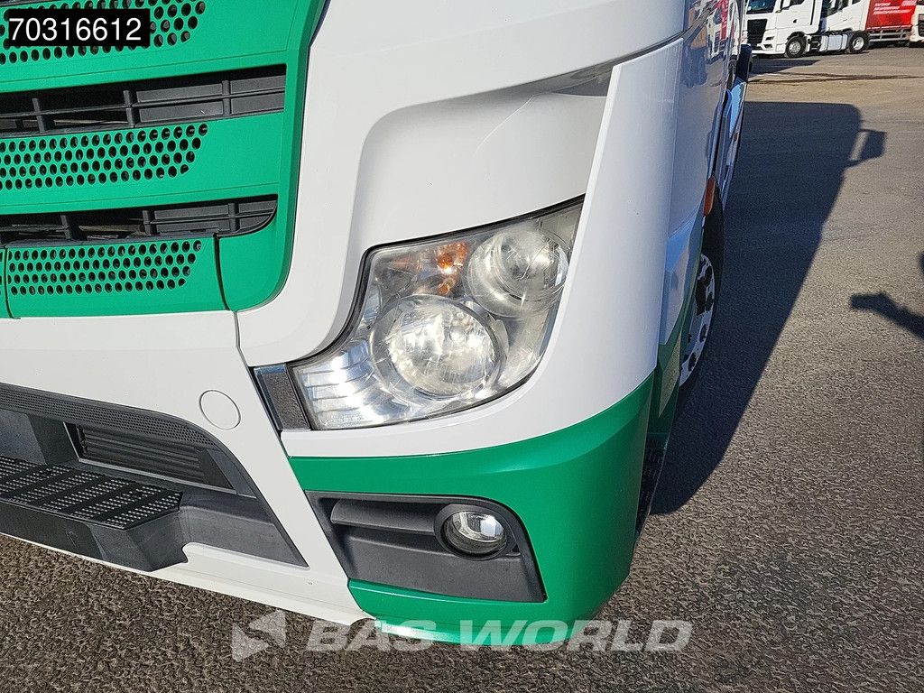Mercedes Actros 1851 4X2 StreamSpace Retarder
