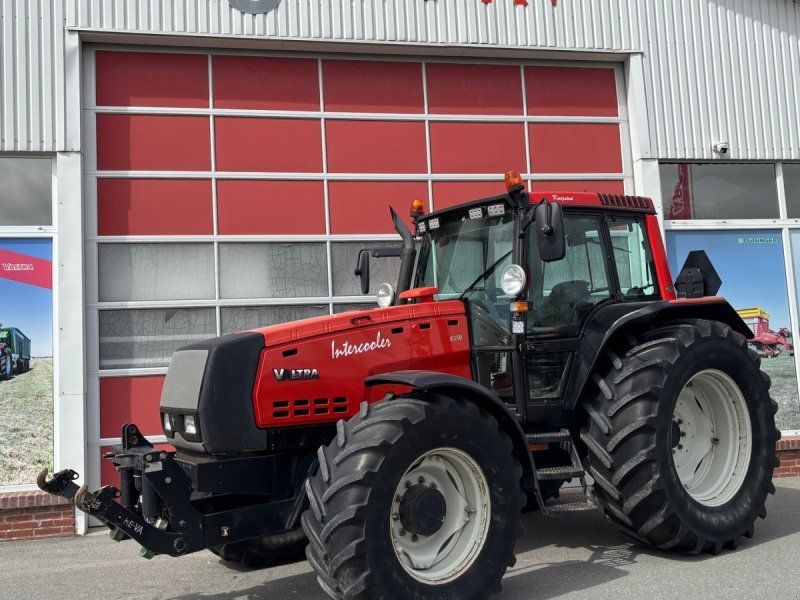 Valtra 8350 Hitech