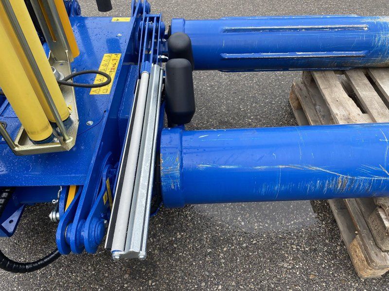Göweil Rundballenwickelmaschine G1015