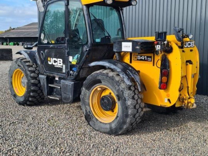 JCB 541-70