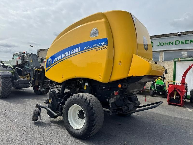 New Holland ROLLBELT 180
