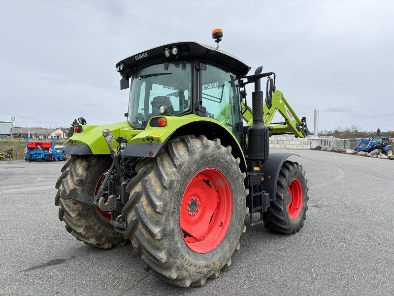 Claas ARION 530 HASHIFT