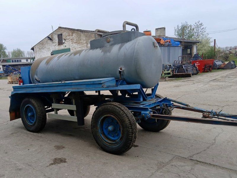 VEB Fahrzeugwerke Tankanhänger 2.700 Liter