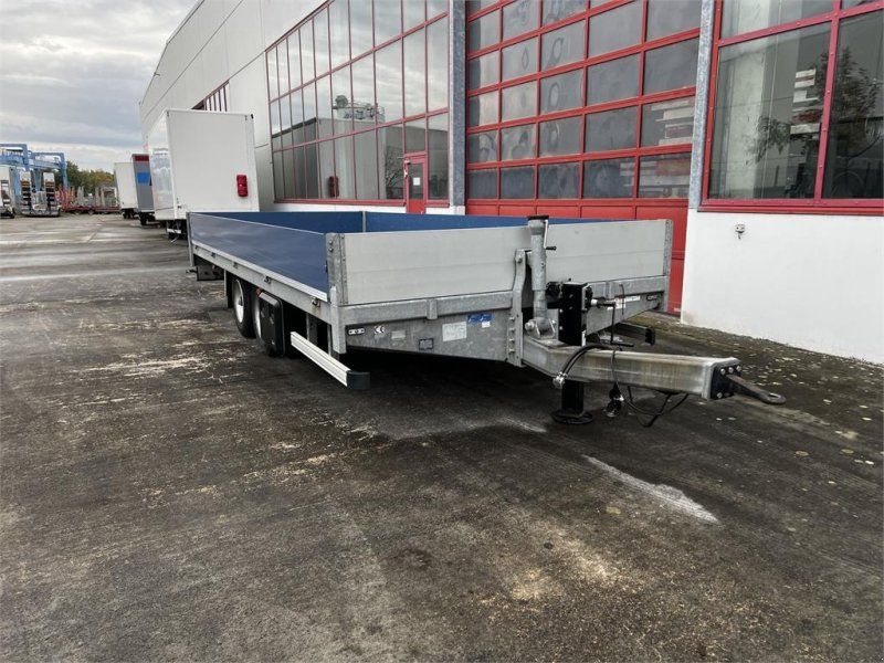 Tandempritsche- Tieflader, wenig Benutzt