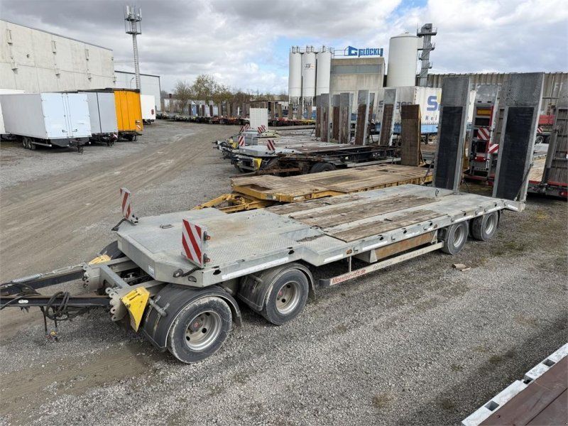 Möslein TA4 Schwebheim 4 Achs Tieflader, Guter Zu