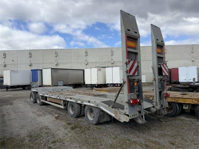 Möslein TA4 Schwebheim 4 Achs Tieflader, Guter Zu