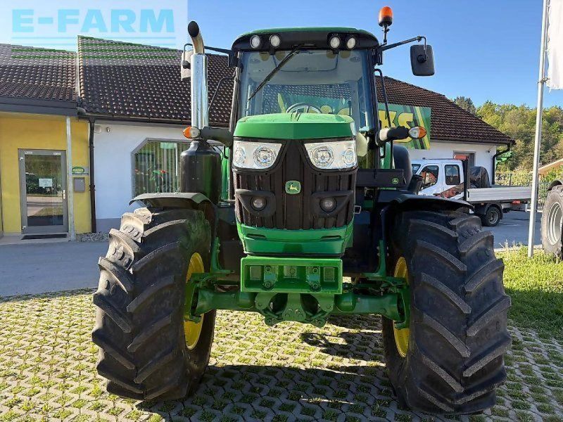 John Deere 6110m